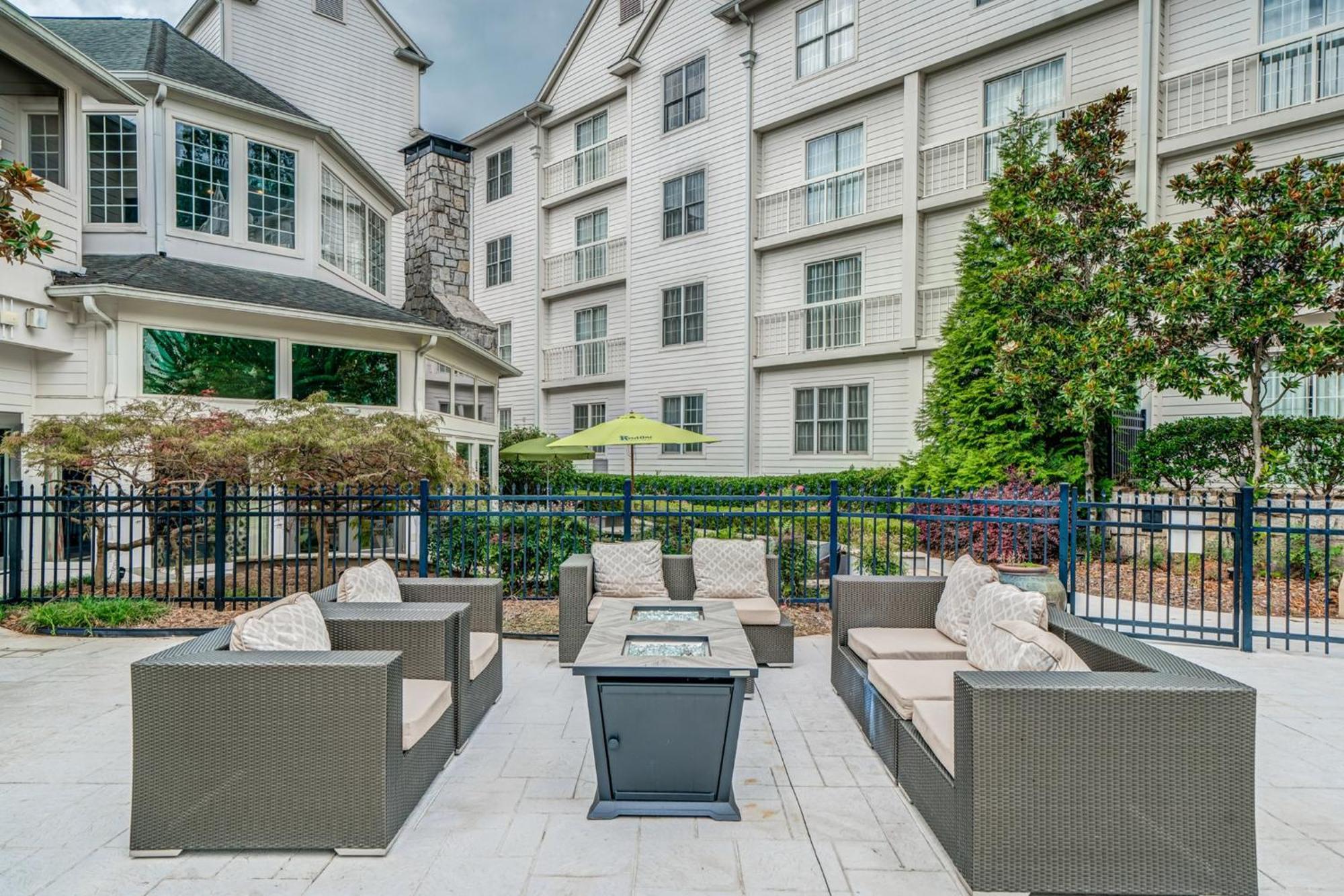 Hotel Indigo Atlanta Vinings By Ihg Smyrna Kültér fotó